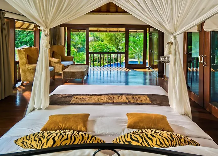 Beach hotel: Villa Menari Bali